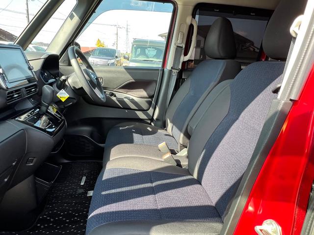 ルークス ハイウェイスター　Ｘ　２トーン　９インチ純正ナビ（Ｂｌｕｅｔｏｏｔｈ・フルセグ）　全周囲カメラ　片側パワースライドドア　前後ドラレコ　ＥＴＣ２．０　後席フィルム施工　オートエアコン　オートハイビーム　純正１４インチアルミ（16枚目）