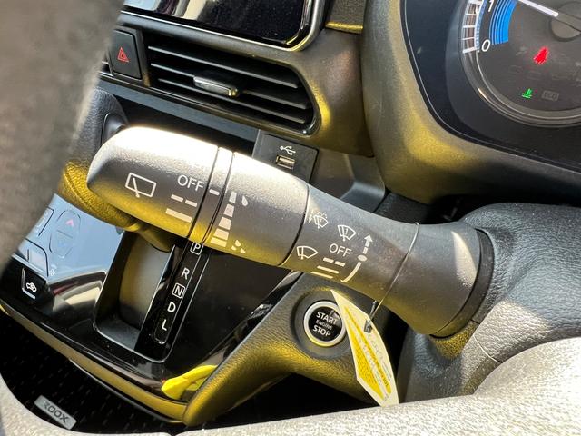 ルークス ハイウェイスター　Ｘ　２トーン　９インチ純正ナビ（Ｂｌｕｅｔｏｏｔｈ・フルセグ）　全周囲カメラ　片側パワースライドドア　前後ドラレコ　ＥＴＣ２．０　後席フィルム施工　オートエアコン　オートハイビーム　純正１４インチアルミ（29枚目）