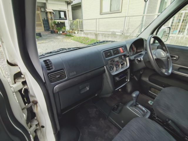 バモス Ｍ・スタイリッシュパッケージ　両側スライドドア　キーレスエントリー　ＡＴ　ＣＤ　アルミホイール　衝突安全ボディ　エアコン　パワーステアリング　パワーウィンドウ（6枚目）