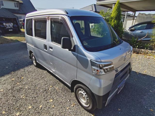 TOYOTA PIXIS VAN DELUXE SA III