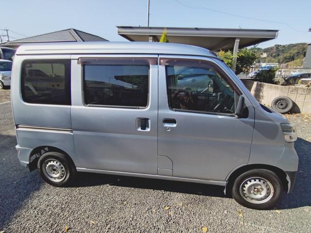 TOYOTA PIXIS VAN DELUXE SA III