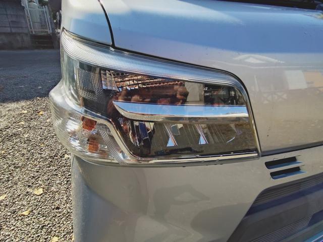 TOYOTA PIXIS VAN DELUXE SA III