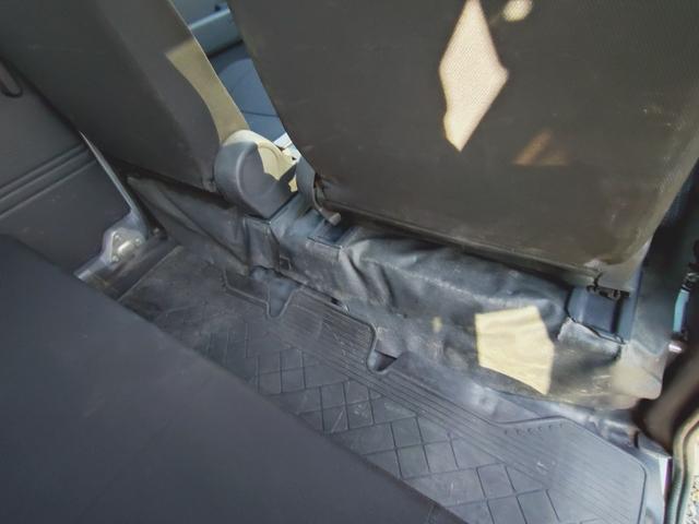 TOYOTA PIXIS VAN DELUXE SA III