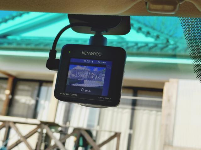 �h���C�u���R�[�_�[������f���Ɖ������L�^���Ă����h���C�u���R�[�_�[�́A���̂̍ۂɊm���ȏ؋��\�͂𔭊����Ă���܂��B