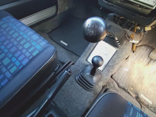 ジムニー ワイルドウインド　４ＷＤ　ＭＴ　アルミホイール　エアコン　社外バンパーＦ．Ｒ（3枚目）
