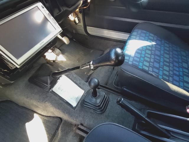 ジムニー ワイルドウインド　４ＷＤ　ＭＴ　アルミホイール　エアコン　社外バンパーＦ．Ｒ（7枚目）
