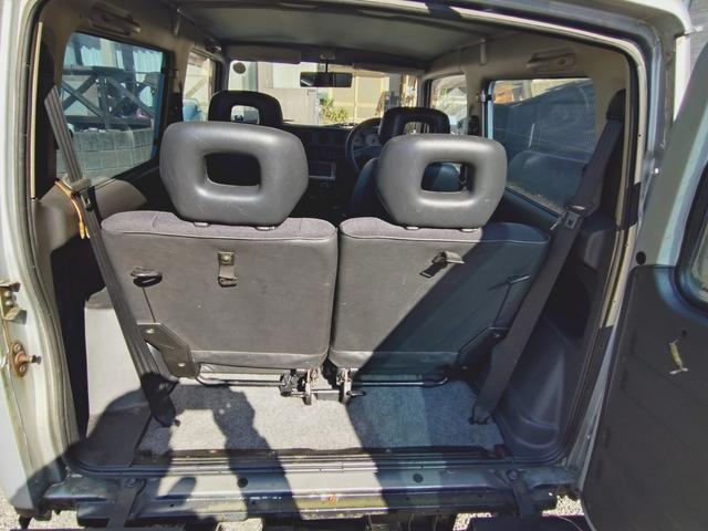 ジムニー ワイルドウインド　４ＷＤ　ＭＴ　アルミホイール　エアコン　社外バンパーＦ．Ｒ（19枚目）