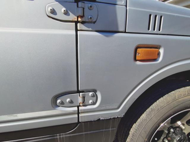 ジムニー ワイルドウインド　４ＷＤ　ＭＴ　アルミホイール　エアコン　社外バンパーＦ．Ｒ（35枚目）