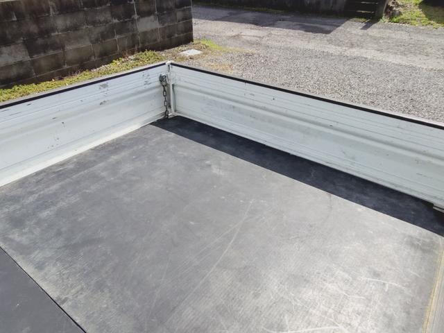 �݌Ɋm�F�ȂǂɊւ��ẮA���C�y�ɂ��₢���킹���������B