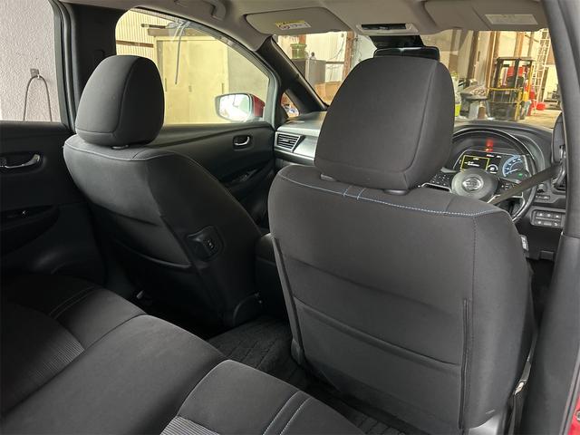 リーフ Ｘ　１０万台記念車　ＥＴＣ　バックカメラ　ナビ　ＴＶ　クリアランスソナー　オートクルーズコントロール　衝突被害軽減システム　アルミホイール　オートライト　ＬＥＤヘッドランプ　スマートキー　電動格納ミラー　シートヒーター（36枚目）