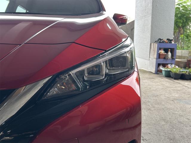 リーフ Ｘ　１０万台記念車　ＥＴＣ　バックカメラ　ナビ　ＴＶ　クリアランスソナー　オートクルーズコントロール　衝突被害軽減システム　アルミホイール　オートライト　ＬＥＤヘッドランプ　スマートキー　電動格納ミラー　シートヒーター（50枚目）