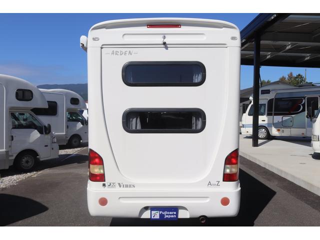 キャンピングカー AtoZ アーデン 7名乗車 FFヒーター 1500Wインバーター ツインサブBT 電子レンジ ルーフベント シンク兼用アウターシャワー 冷蔵庫 サイドオーニング 外部電源 走行充電 ポータブルナビ 給排水ポリタンク(49枚目)