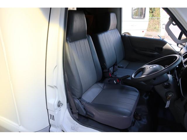キャンピングカー AtoZ アミティ 7名乗車 シンク 冷蔵庫 FFヒーター リヤクーラー サブBT ルーフベント シンク兼用アウターシャワー 常設2段ベッド ETC 外部電源 テーブル カーテン DCソケット(32枚目)