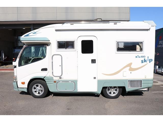 カムロード 3.0DT バンテック ジル480スキップ キャンピングカー キャブコン 家用エアコン 40L冷蔵庫 FFヒーター サイドオーニング 1500Wインバーター ソーラーパネル トリプルサブBT マルチルーム 常時バックモニター(77枚目)