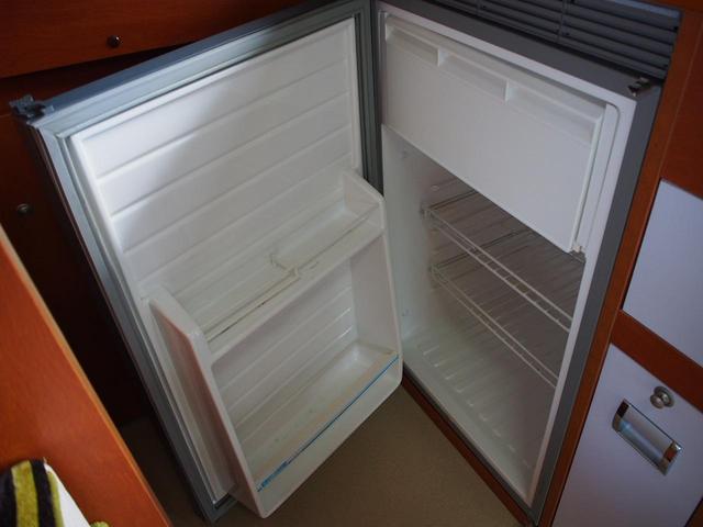 カムロード 　ナッツＲＶ　クレア５．３Ｘ　３．０ＤＴ　４ＷＤ　１００Ａｈリチウム　外部充電　ソーラー　ＦＦヒーター　冷蔵庫　ＤＶＤ付２４型ＴＶ　１５００Ｗインバーター　マックスファン　エボリューションフェイス（39枚目）
