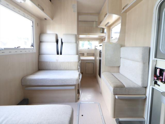 カムロード バンテック コルドバンクス 7人乗り DC60L冷蔵庫 ソーラーパネル ツインサブバッテリー シンク 2口コンロ 走行充電 外部充電 ルーフベント リアラダー 2段ベッド マルチルーム キャブコン(2枚目)