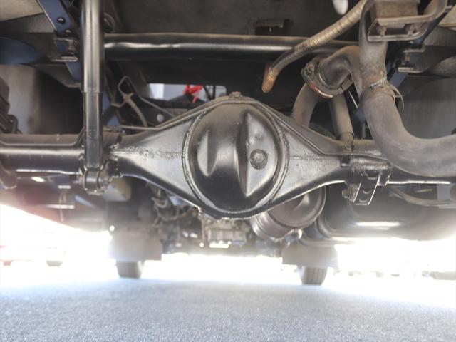 カムロード バンテック コルドバンクス 7人乗り DC60L冷蔵庫 ソーラーパネル ツインサブバッテリー シンク 2口コンロ 走行充電 外部充電 ルーフベント リアラダー 2段ベッド マルチルーム キャブコン(20枚目)