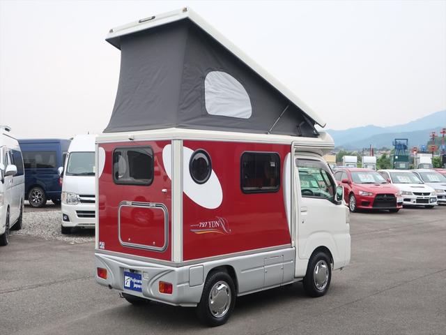 ハイゼットトラック インディアナＲＶ　インディ７２７　タイプＳ　キャンピングカー　ポップアップルーフ　オートマ　外部充電　５００Ｗインバーター　シンク　シングルサブバッテリー　走行充電　アウターシャワー　常時バックミラーモニター　ＥＴＣ　軽キャン（19枚目）