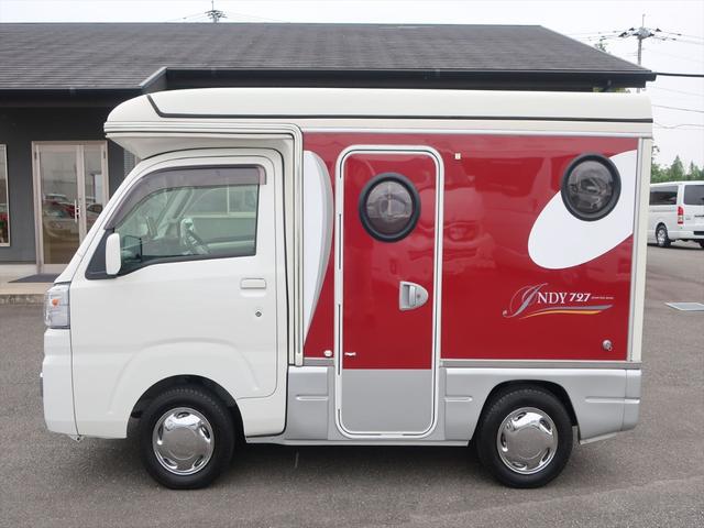 ハイゼットトラック インディアナＲＶ　インディ７２７　タイプＳ　キャンピングカー　ポップアップルーフ　オートマ　外部充電　５００Ｗインバーター　シンク　シングルサブバッテリー　走行充電　アウターシャワー　常時バックミラーモニター　ＥＴＣ　軽キャン（24枚目）