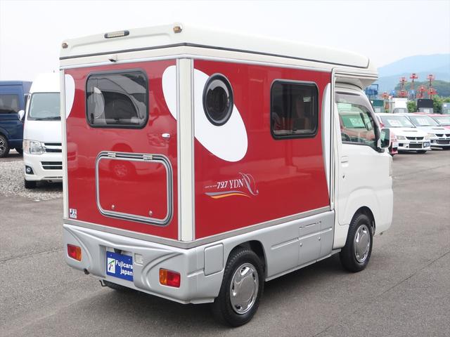 ハイゼットトラック インディアナＲＶ　インディ７２７　タイプＳ　キャンピングカー　ポップアップルーフ　オートマ　外部充電　５００Ｗインバーター　シンク　シングルサブバッテリー　走行充電　アウターシャワー　常時バックミラーモニター　ＥＴＣ　軽キャン（26枚目）
