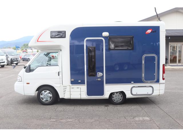 バネットトラック ナッツＲＶ　マッシュ　タイプＡ　キャンピングカー　二段ベッド　ＦＦヒーター　リアクーラー　冷蔵庫　シンク　テレビ　サブバッテリー　走行充電　外部電源　インバーター４００Ｗ　地デジアンテナ　マックスファン　メモリーナビ　フルセグ（27枚目）