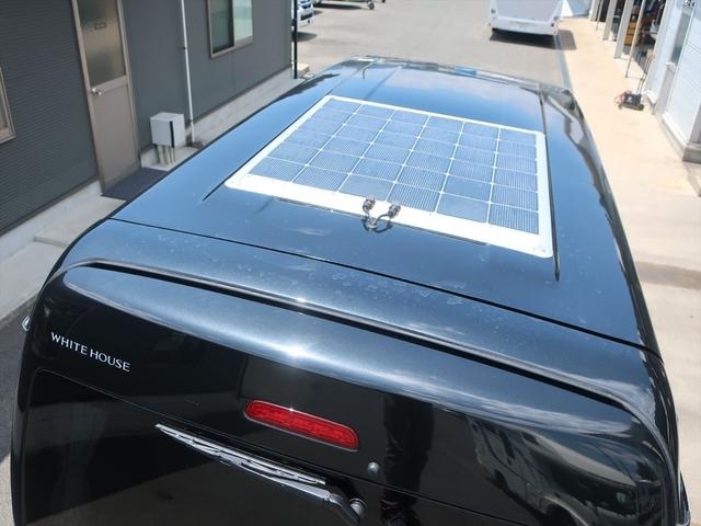 ハイエースバン ホワイトハウス　ＳｅｖｅｎＳｔａｒプレシャス　キャンピングカー　電動ポップアップルーフ　フレキシブルソーラーパネル　ＦＦヒーター　フリップダウンモニター　ツインサブバッテリー　ＣＴＥＫ充電器　１５００Ｗインバーター　給排水タンク　助手席回転シート（18枚目）