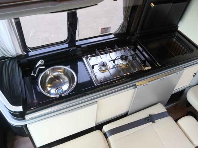 ハイエースバン ホワイトハウス　ＳｅｖｅｎＳｔａｒプレシャス　キャンピングカー　電動ポップアップルーフ　フレキシブルソーラーパネル　ＦＦヒーター　フリップダウンモニター　ツインサブバッテリー　ＣＴＥＫ充電器　１５００Ｗインバーター　給排水タンク　助手席回転シート（56枚目）