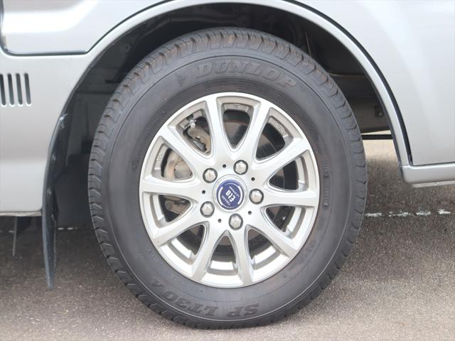 ボンゴバン キャンピングカー広島　プチ　チョイス２　キャンピングカー　ポップアップルーフ　ＦＦヒーター　ポータブル冷蔵庫　シンク　引出式カセットコンロ　サブバッテリー　走行充電　外部電源　網戸２枚　カーテン　リアラダー（37枚目）