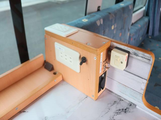 ハイエースワゴン キャンピングカー広島　プレシャスβ　キャンピングカー　ポップアップルーフ　４型フェイス　ＦＦヒーター　シンク　ＤＣ４０Ｌ冷蔵庫　リアクーラー　リアヒーター　１５００Ｗ＋３５０Ｗインバーター　走行充電　外部充電　サイバーナビ　バックカメラ（45枚目）