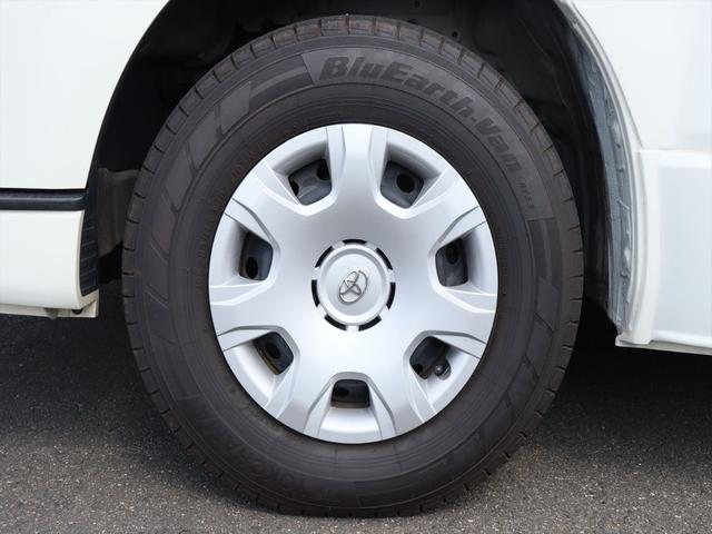 ハイエースワゴン ＲＶトラスト　ＴＲ５００　Ｃ－ＬＨ　４ＷＤ　４人乗り　家庭用エアコン　ＦＦヒーター　マルチルーム　３００Ｗ＋１５００Ｗインバーター　ツインサブ　電子レンジ　リアクーラー　冷蔵庫　液晶テレビ　地デジチューナー　常時バックモニター　キャンピングカー（26枚目）