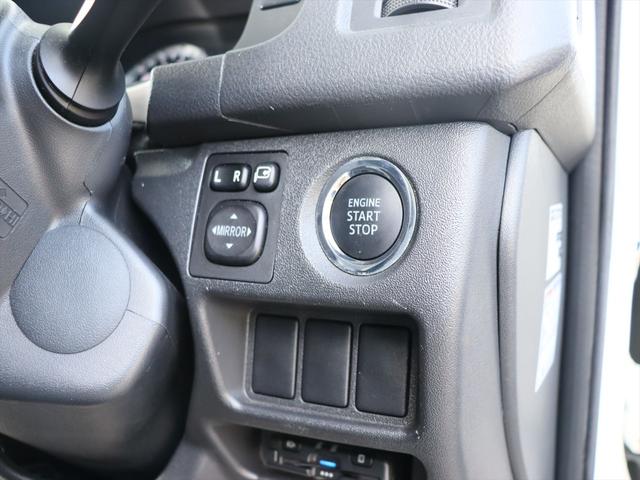 ハイエースワゴン ＲＶトラスト　ＴＲ５００　Ｃ－ＬＨ　４ＷＤ　４人乗り　家庭用エアコン　ＦＦヒーター　マルチルーム　３００Ｗ＋１５００Ｗインバーター　ツインサブ　電子レンジ　リアクーラー　冷蔵庫　液晶テレビ　地デジチューナー　常時バックモニター　キャンピングカー（33枚目）