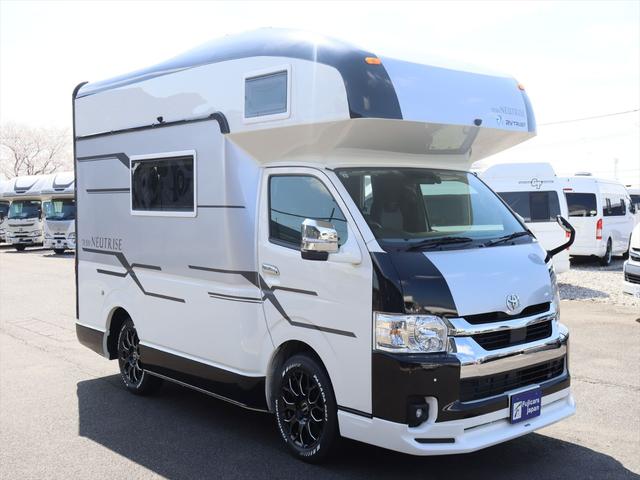 ハイエースワゴン ＲＶトラスト　ＴＲ５００　ＮＥＵＴＲＩＳＥ　ニュートライズ　ＯＰ５３２　リチウム４００Ａｈ　ソーラーパネル５２５Ｗ　足廻り一式強化　レカロ２脚ヒーター付き　オーニング　全方位カメラ　内部電源　ボディラッピング　アルパインインナーミラー　４ＷＤ　キャンピングカー（15枚目）