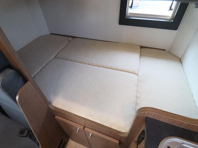 ハイエースワゴン ＲＶトラスト　ＴＲ５００　ＮＥＵＴＲＩＳＥ　ニュートライズ　ＯＰ５３２　リチウム４００Ａｈ　ソーラーパネル５２５Ｗ　足廻り一式強化　レカロ２脚ヒーター付き　オーニング　全方位カメラ　内部電源　ボディラッピング　アルパインインナーミラー　４ＷＤ　キャンピングカー（51枚目）