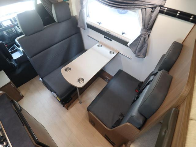ハイエースワゴン ＲＶトラスト　ＴＲ５００　ＮＥＵＴＲＩＳＥ　ニュートライズ　ＯＰ５３２　リチウム４００Ａｈ　ソーラーパネル５２５Ｗ　足廻り一式強化　レカロ２脚ヒーター付き　オーニング　全方位カメラ　内部電源　ボディラッピング　アルパインインナーミラー　４ＷＤ　キャンピングカー（67枚目）