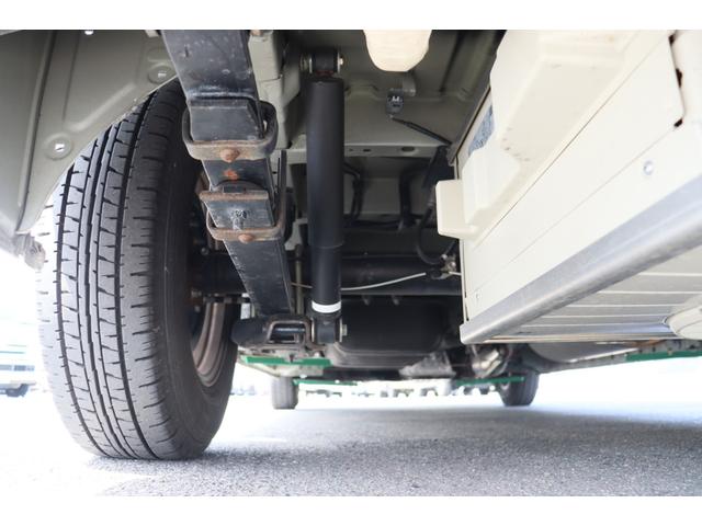 ハイエースバン トイファクトリー　ＧＴ　カーサエディション　グランデ　クールコンプシステム　エアロソーラー　１０インチナビ　ＦＦヒーター　前後ドラレコ　マックスファン　１５００インバーター　液晶テレビ　地デジチューナー　電子レンジ　キャンピングカー（30枚目）