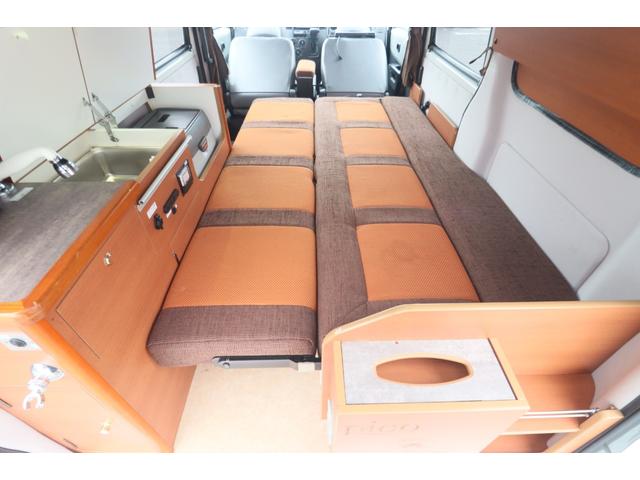 タウンエースバン キャンピングカー広島　ピコ　ポップアップルーフ　キャンピングカー　ＦＦヒーター　３５０Ｗインバーター　外部充電シンク　ポータブル冷蔵庫　サブバッテリー　走行充電　ＳＤナビ　バックカメラ　ＥＴＣ　フロントスポイラー（64枚目）