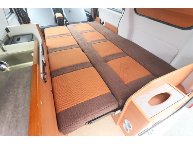 タウンエースバン キャンピングカー広島　ピコ　ポップアップルーフ　キャンピングカー　ＦＦヒーター　３５０Ｗインバーター　外部充電シンク　ポータブル冷蔵庫　サブバッテリー　走行充電　ＳＤナビ　バックカメラ　ＥＴＣ　フロントスポイラー（65枚目）