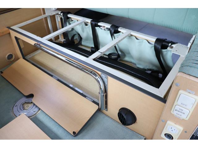 ハイエースバン アネックス　ジョイフル　キャンピングカー　シンク　冷蔵庫　サブバッテリー　インバーター３５０Ｗ　走行充電　外部電源　オーニング　フリップダウンモニター　社外１５インチＡＷ　ナビ　フルセグ　Ｂｌｕｅｔｏｏｔｈ　ＥＴＣ（47枚目）