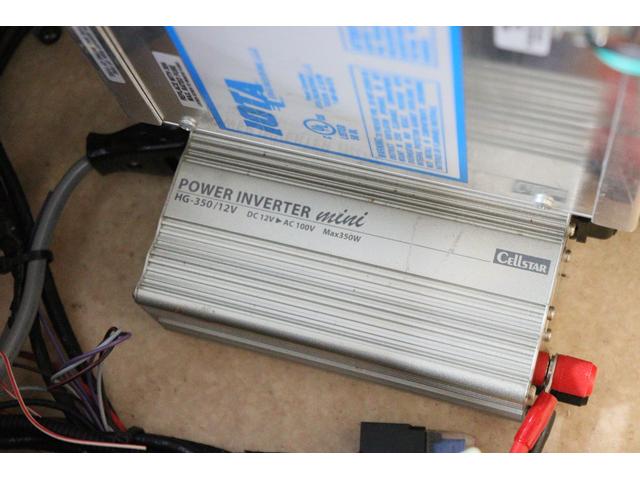 ハイエースバン アネックス　ジョイフル　キャンピングカー　シンク　冷蔵庫　サブバッテリー　インバーター３５０Ｗ　走行充電　外部電源　オーニング　フリップダウンモニター　社外１５インチＡＷ　ナビ　フルセグ　Ｂｌｕｅｔｏｏｔｈ　ＥＴＣ（52枚目）