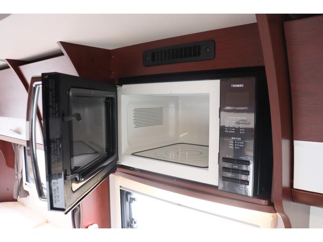 カムロード ナッツＲＶ　クレソンジャーニー　タイプＸ　先進安全装備／家庭用エアコン／急速充電／１５００Ｗインバーター／給排水タンク６０Ｌ／強化ショック／ビックＸナビ／７人乗りＦＦヒーター／液晶テレビ／電子レンジ／トリプルサブＢＴ／キャンピングカー（47枚目）