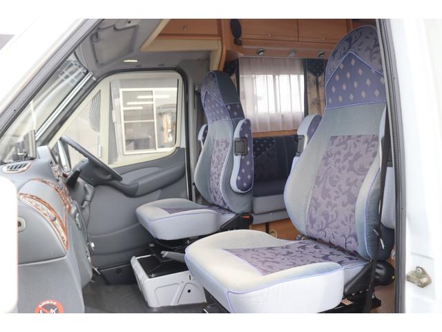 メルセデス・ベンツその他 ３１６ＣＤＩ　スプリンター　バーストナー　Ｔ－ＳＴＡＲ６８０　キャンピングカー　ルーフエアコン　発電機　ＦＦヒーター　ボイラー　シャワー　トイレ　ソーラーパネル　ツインサブ　インバーター１５００Ｗ　電子レンジ　テレビ　オーニング（17枚目）