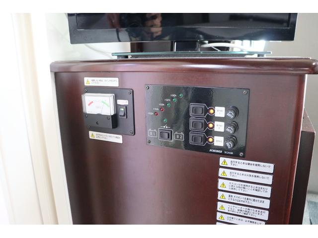 カムロード ナッツＲＶ　クレソンＸ　キャンピングカー　ＦＦヒーター　ソーラーパネル　インバーター１５００Ｗ　テレビ　電子レンジ　マックスファン　リアクーラー　ツインサブ　外部電源　走行充電　常時リアモニター　ナビ　Ｂｌｕｅｔｏｏｔｈ（35枚目）