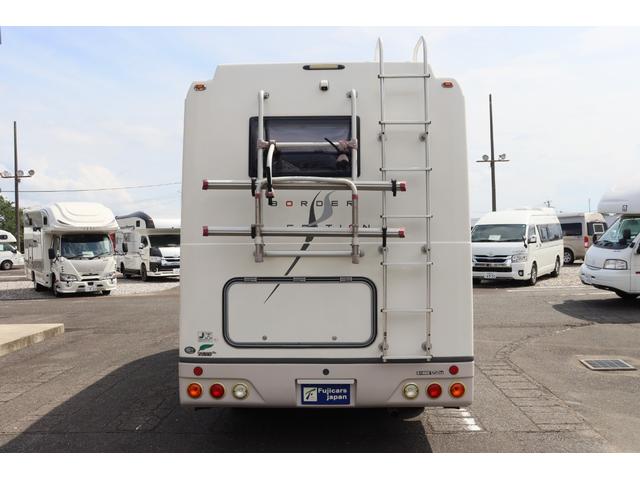 カムロード ナッツＲＶ　クレソンＸ　キャンピングカー　ＦＦヒーター　ソーラーパネル　インバーター１５００Ｗ　テレビ　電子レンジ　マックスファン　リアクーラー　ツインサブ　外部電源　走行充電　常時リアモニター　ナビ　Ｂｌｕｅｔｏｏｔｈ（37枚目）