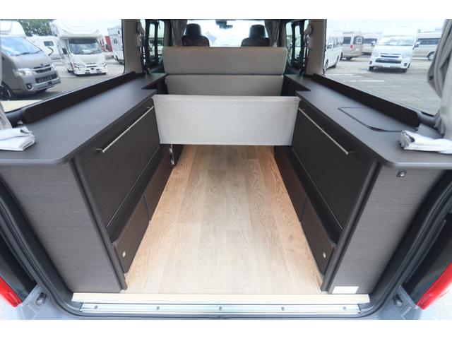 キャラバン ＦＯＣＳ　ＣＬＯＳＥＲ　Ｃａｍｐｅｒ　フォックス　クローサーキャンパー／ステルスグレー（特別塗装色）／純正フロアマット／高断熱処理／シンクキット／ＲＥＶＯシート／走行充電／外部充電／バッテリーモニター／ポタ電用コンセント／キャンピングカー（39枚目）