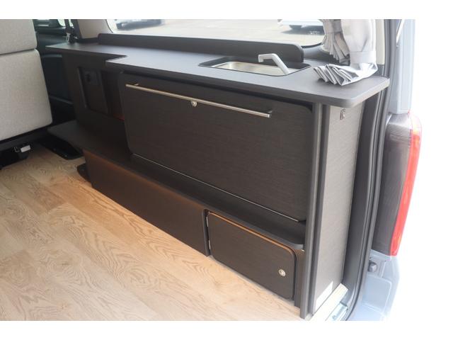 キャラバン ＦＯＣＳ　ＣＬＯＳＥＲ　Ｃａｍｐｅｒ　フォックス　クローサーキャンパー／ステルスグレー（特別塗装色）／純正フロアマット／高断熱処理／シンクキット／ＲＥＶＯシート／走行充電／外部充電／バッテリーモニター／ポタ電用コンセント／キャンピングカー（41枚目）