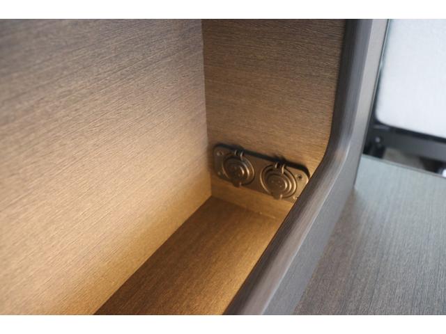 キャラバン ＦＯＣＳ　ＣＬＯＳＥＲ　Ｃａｍｐｅｒ　フォックス　クローサーキャンパー／ステルスグレー（特別塗装色）／純正フロアマット／高断熱処理／シンクキット／ＲＥＶＯシート／走行充電／外部充電／バッテリーモニター／ポタ電用コンセント／キャンピングカー（46枚目）