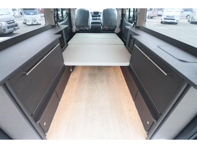 キャラバン ＦＯＣＳ　ＣＬＯＳＥＲ　Ｃａｍｐｅｒ　フォックス　クローサーキャンパー／ステルスグレー（特別塗装色）／純正フロアマット／高断熱処理／シンクキット／ＲＥＶＯシート／走行充電／外部充電／バッテリーモニター／ポタ電用コンセント／キャンピングカー（48枚目）