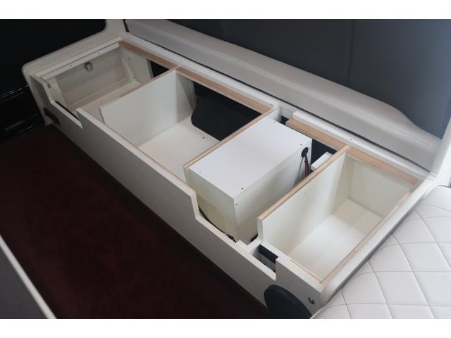 ＮＶ３５０キャラバンバン アルフレックス　ブリリオ　ディーゼル　プレミアムＧＸベース／エマージェンシーブレーキ／アラウンドビュー／サブバッテリー／走行充電／冷蔵庫／フリップダウン／ナビ切替ＳＷ／ＵＩショック　スタビライザー／フルエアロ／８ナンバー／キャンピングカー（10枚目）