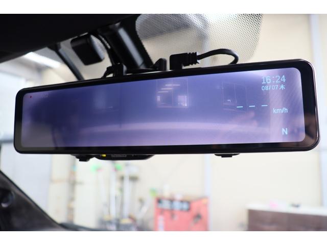 ＮＶ３５０キャラバンバン アルフレックス　ブリリオ　ディーゼル　プレミアムＧＸベース／エマージェンシーブレーキ／アラウンドビュー／サブバッテリー／走行充電／冷蔵庫／フリップダウン／ナビ切替ＳＷ／ＵＩショック　スタビライザー／フルエアロ／８ナンバー／キャンピングカー（14枚目）