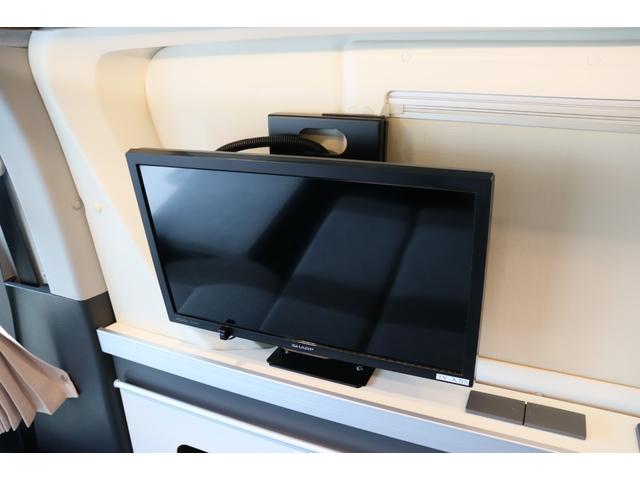 ハイエースバン トイファクトリー　アルコーバグランデ　家庭用エアコン　ＦＦヒーター　エアロソーラー　インバーター１５００Ｗ　マックスファン　カセットトイレ　電子レンジ　テレビ　ＬＥＤヘッドライト　パワスラ　スタビライザー　９インチナビ　前後ドラレコ（11枚目）
